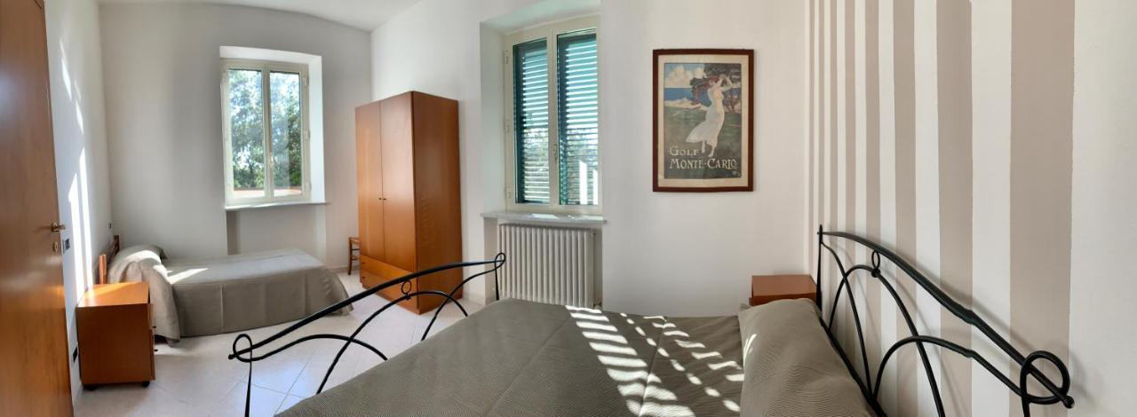 Room In Villa -Livorno - Montenero Eksteriør billede