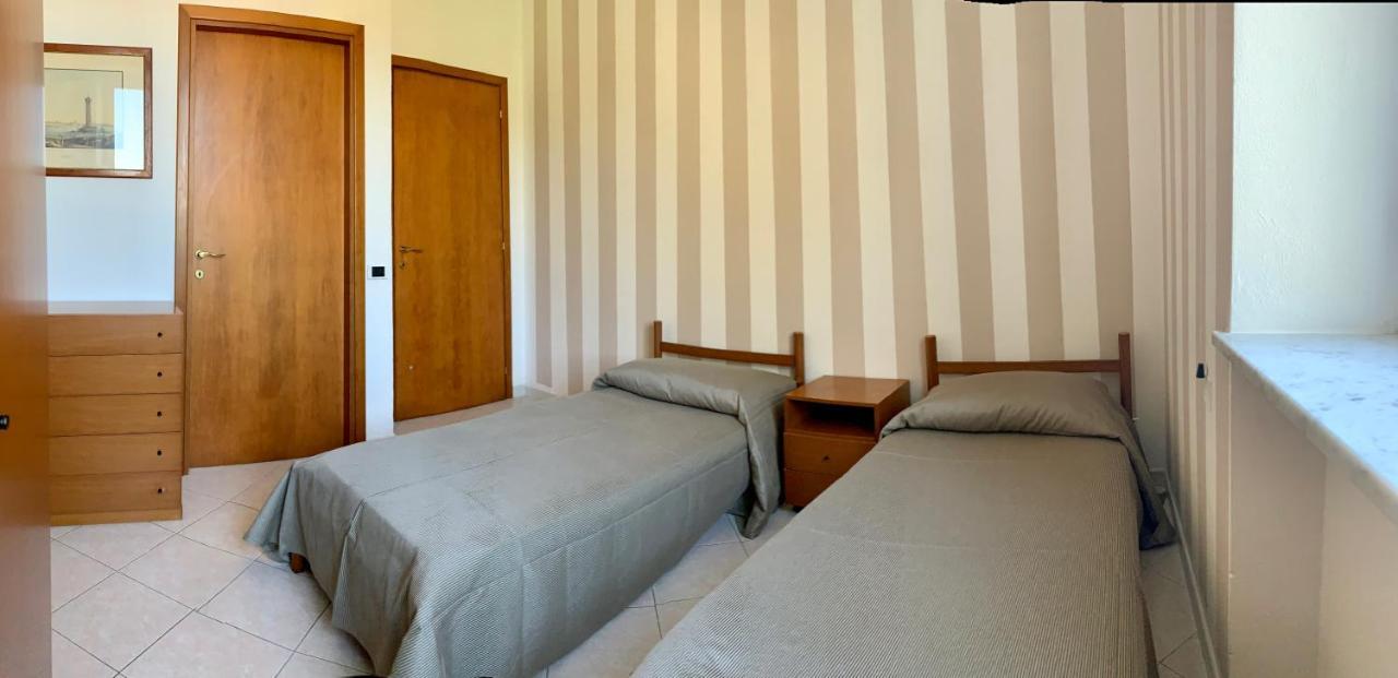 Room In Villa -Livorno - Montenero Eksteriør billede